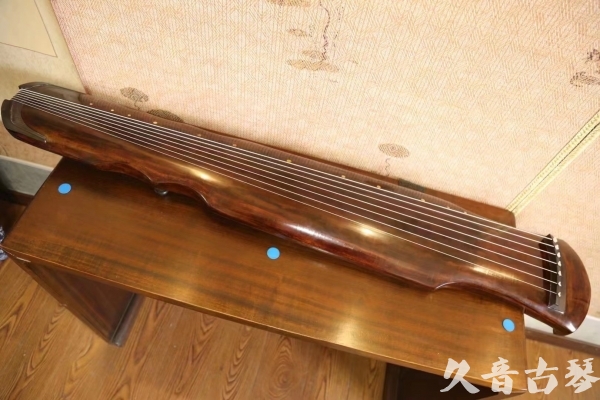 jiulongpo - Featured Guqin Today（20230519）- Broken pattern Fuxi style guqin