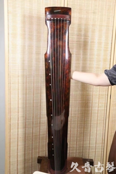 jiulongpo - Featured Guqin Today（20231223）- Rhinoceros Skin Pattern Zhongni Style