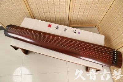 bijie - Featured Guqin Today（20240227）- Sprinkled with golden and green flowers